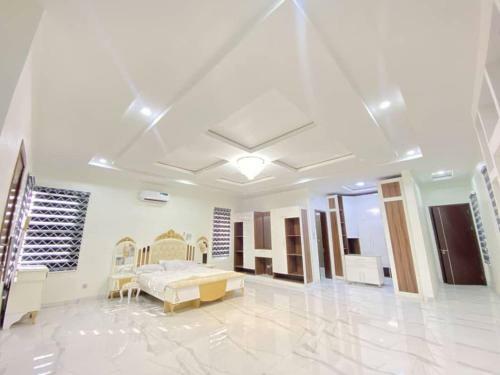 Signature Apartment