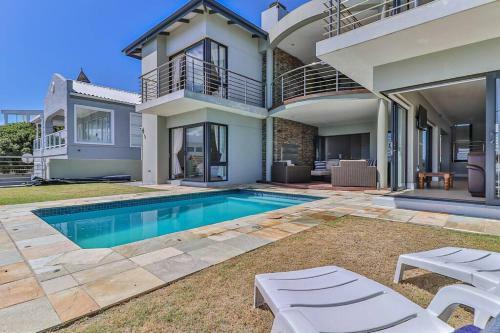 Villa 72 On Vyfer - Family Friendly Whale Watching