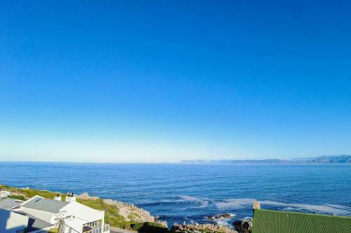 Villa 72 On Vyfer - Family Friendly Whale Watching