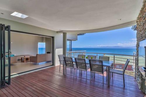 Villa 72 On Vyfer - Family Friendly Whale Watching