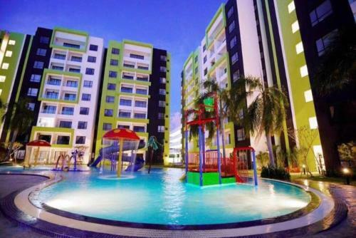Water Park Tsl Pool View Condo Homestay