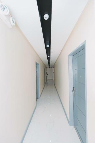Crevice Hotel