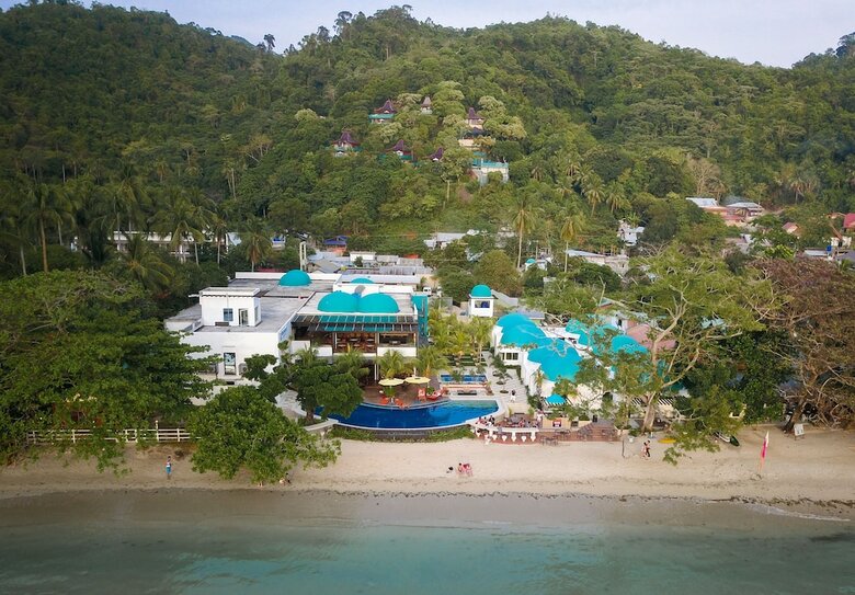 Hotel Weekends El Nido Beach Resort