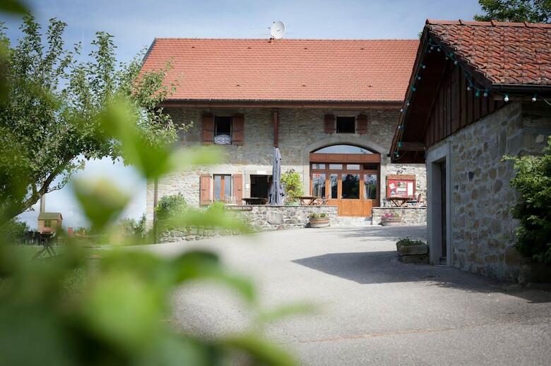 Hotel Le Bonheur Dans Le Pr�