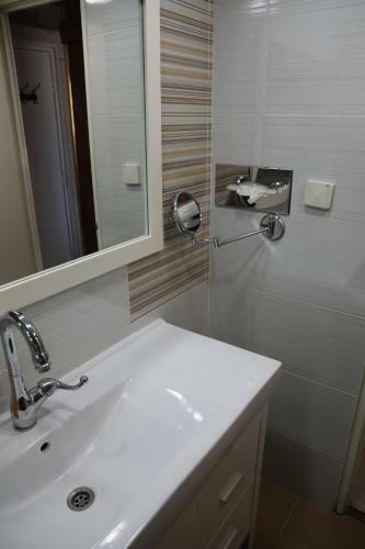 Apartamento Ramada By Wyndham Jerusalem Hotel Private Luxury Suites