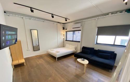Allenby 14 - By Beach Apartments Tlv