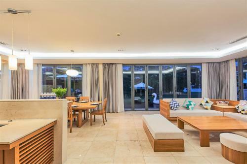 Stunning 5 Bedrooms Villas 5 Stars