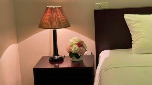 Hb Serviced Apartment - 12 Tr?n Qu� Ki�n