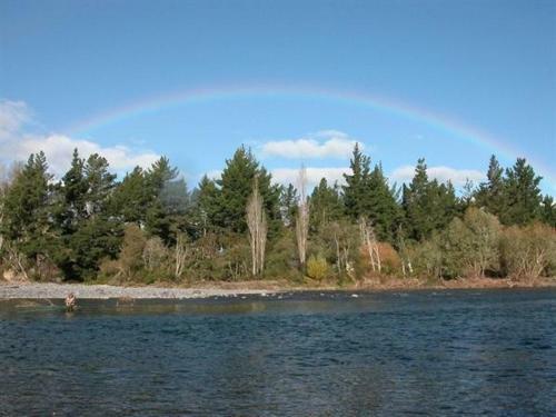 Te Aho Lodge - Turangi Holiday Home