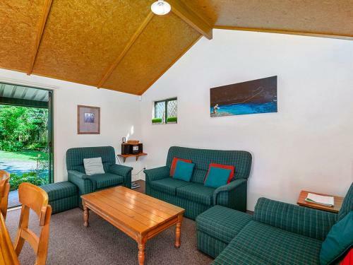 Te Aho Lodge - Turangi Holiday Home