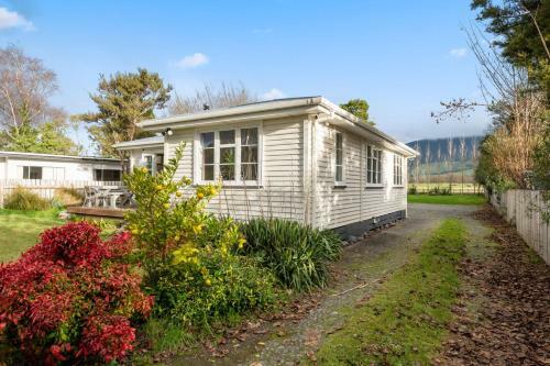 The River House - Turangi Holiday Home