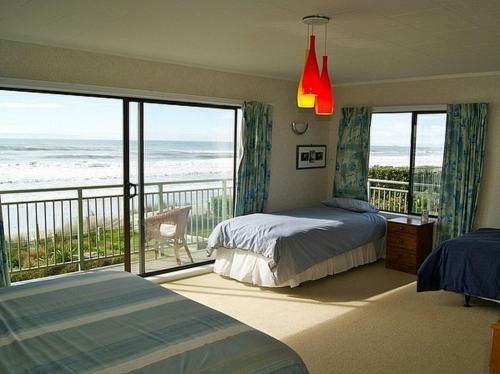 Beach Galore - Waihi Beach Holiday Home