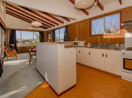 Casa Caramba - Whitianga Holiday Home