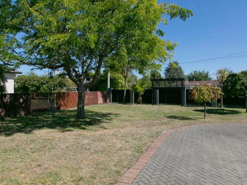Taupo Escape - Rainbow Point Holiday Home
