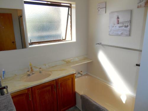 At The Mount - Mt Maunganui Holiday Home