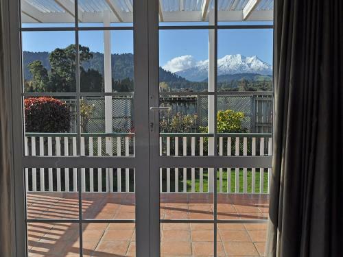 Shannon House - Ohakune Holiday Home