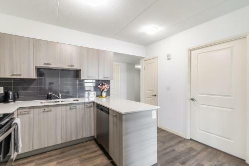 Downtown Hamilton Apartments By Simply Comfort