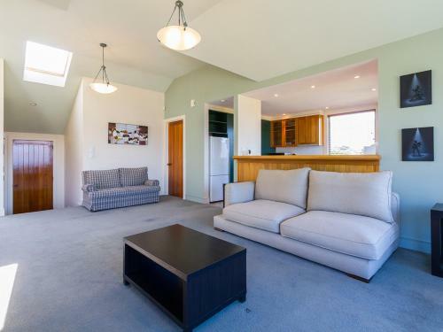 Queenstown Views - Queenstown Holiday Home