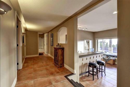 Entire Villa - 3 Bedroom-pool-jacuzzi-amazing View
