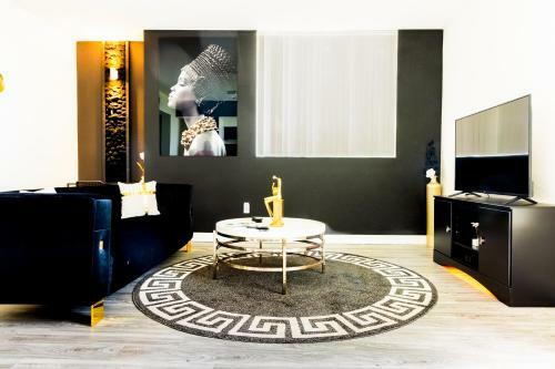 Apartamento Luxury High-rise W/ 2 King Beds