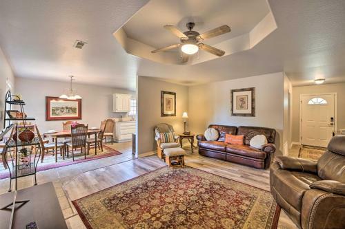 Convenient Centerton Retreat With Deck And Yard!