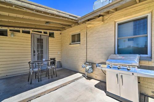 Private Desert Retreat With Grill And Mtn Views!