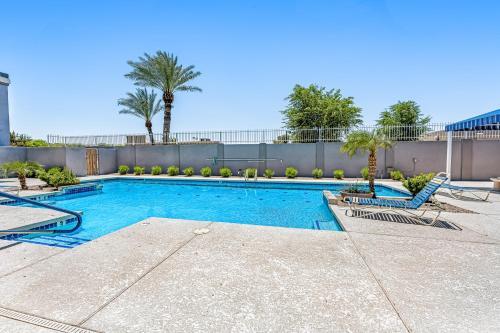 Desert Deco Delight