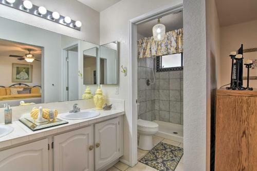 Sun-lit Tucson Digs With Private Pool And Patio!