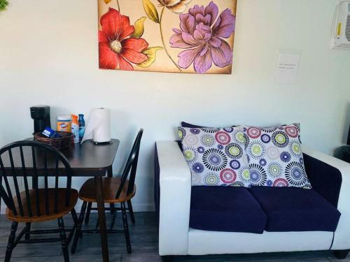 Beautiful Guesthouse For A Relaxing Stay.
