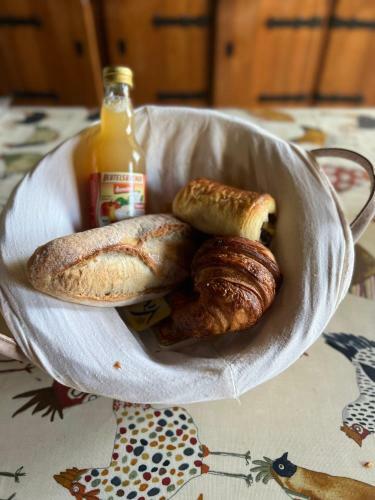 Hostal Maison D'h�tes Le Charme Du Champs Claire