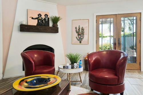 Villa Cactus Bloom! 2 Masters, Pool, Golf, Arcade, And Hot Tub!