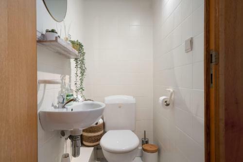 Apartamento Shs Homes, 3 Bedroom, Kitchen, Wifi, Workspace, Coffee, Central
