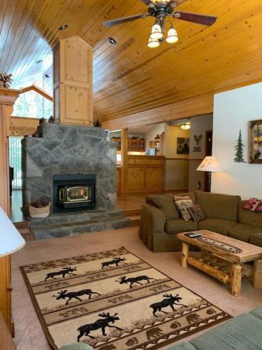 Bluebeary Pines-perfect Escape-close To Slopes