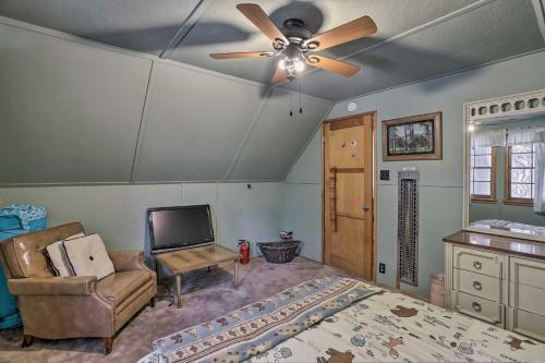 Big Bear Lake Cabin With Grill, 4 Mi To Slopes!