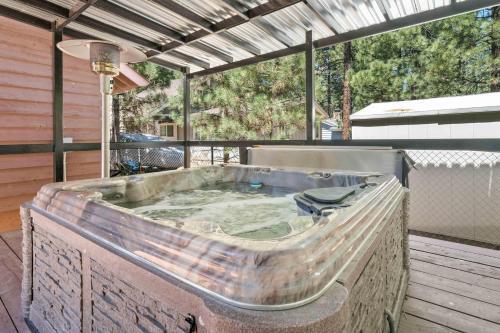 Lakeview Cozy Retreat