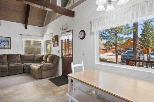 Sleepy Hollow Lodge-bbq,fireplace,great Location!