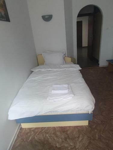 Hotel ??????