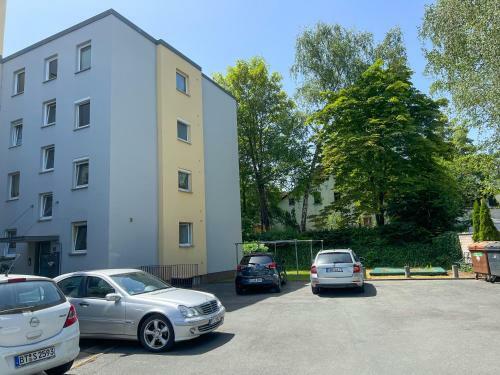 Zimmer Mit Blick Ins Gr�ne In Wg-wohnung
