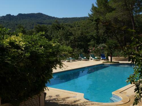 Villas Roque Blanc En Provence