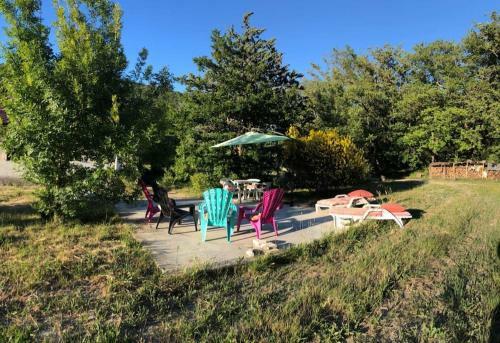 Charmante Maison De Vacances Sur Un Terrain De 4 Ha