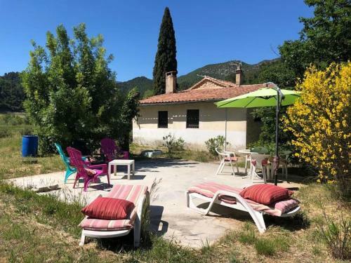 Charmante Maison De Vacances Sur Un Terrain De 4 Ha