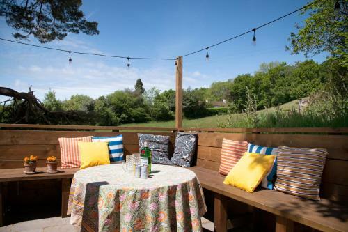The Loft At Ash Beacon - Gorgeous 2 Bed, Hideaway In Lovely Private Grounds