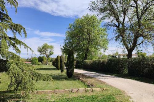 G�te De Charme En Pleine Campagne Arl�sienne