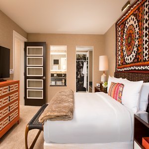 Hotel Beverly Garland Holiday Inn Un