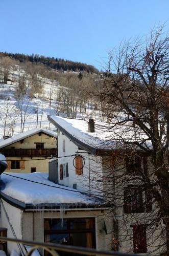 Chalet Et Hotel La Tarine