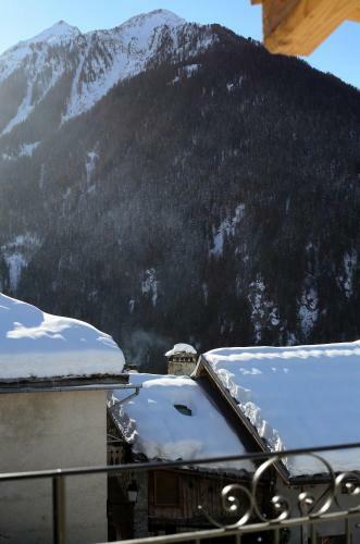 Chalet Et Hotel La Tarine
