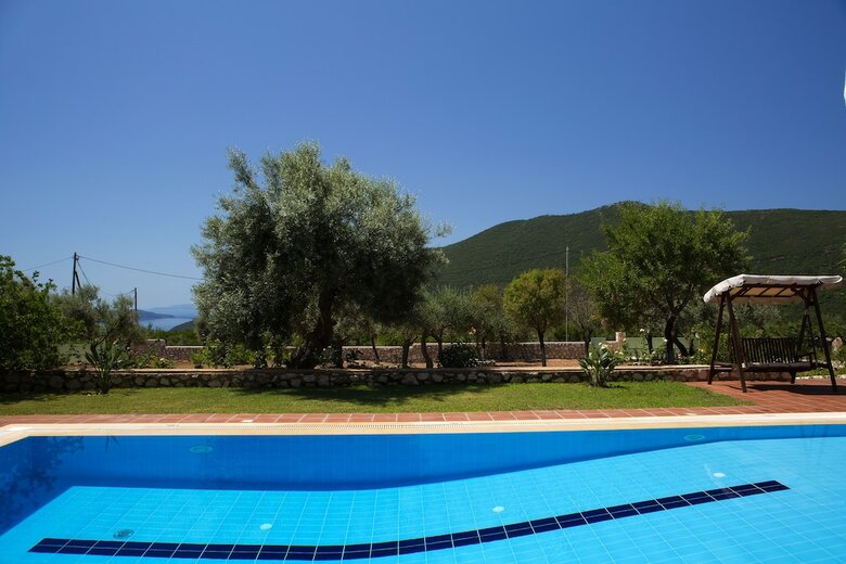 Villas Armeno