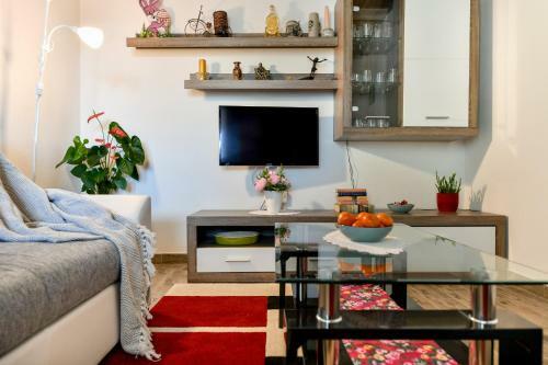 Country House Oasis