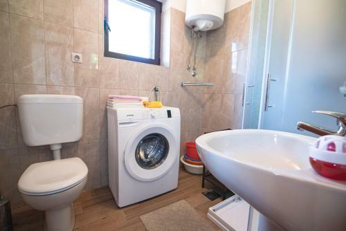 Apartment Igor No.1 - Free Parking - Ika, Opatija