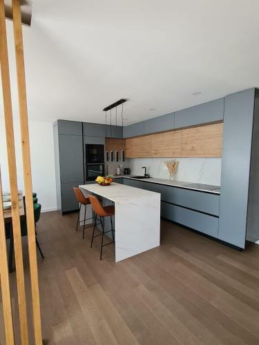 Novouredjeni Apartman U Imotskom
